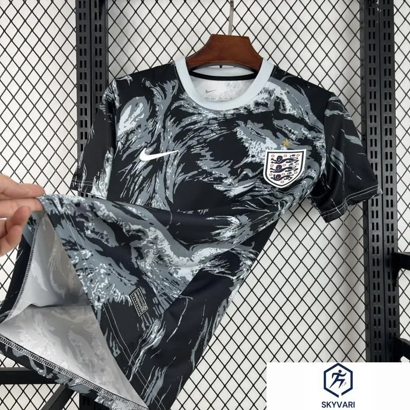 2026 England Fußball-WM-Spezialtrikot für Herren — view 3